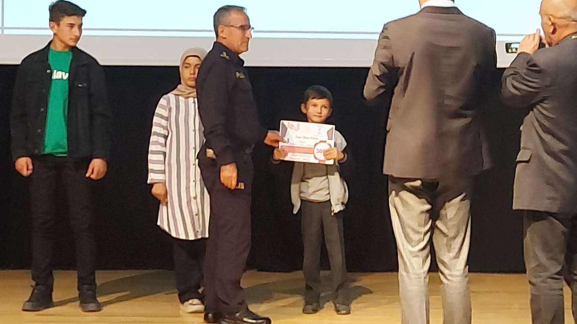 Okulumuz Öğrencisi Yusuf IŞIK 10 Kasım Atatürk'ü Anma Resim Yarışmasında 3. oldu